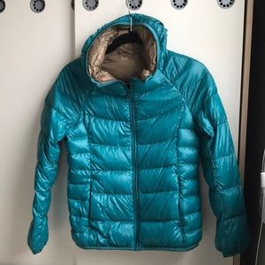 Uniqlo S down hooded jacket turquoise